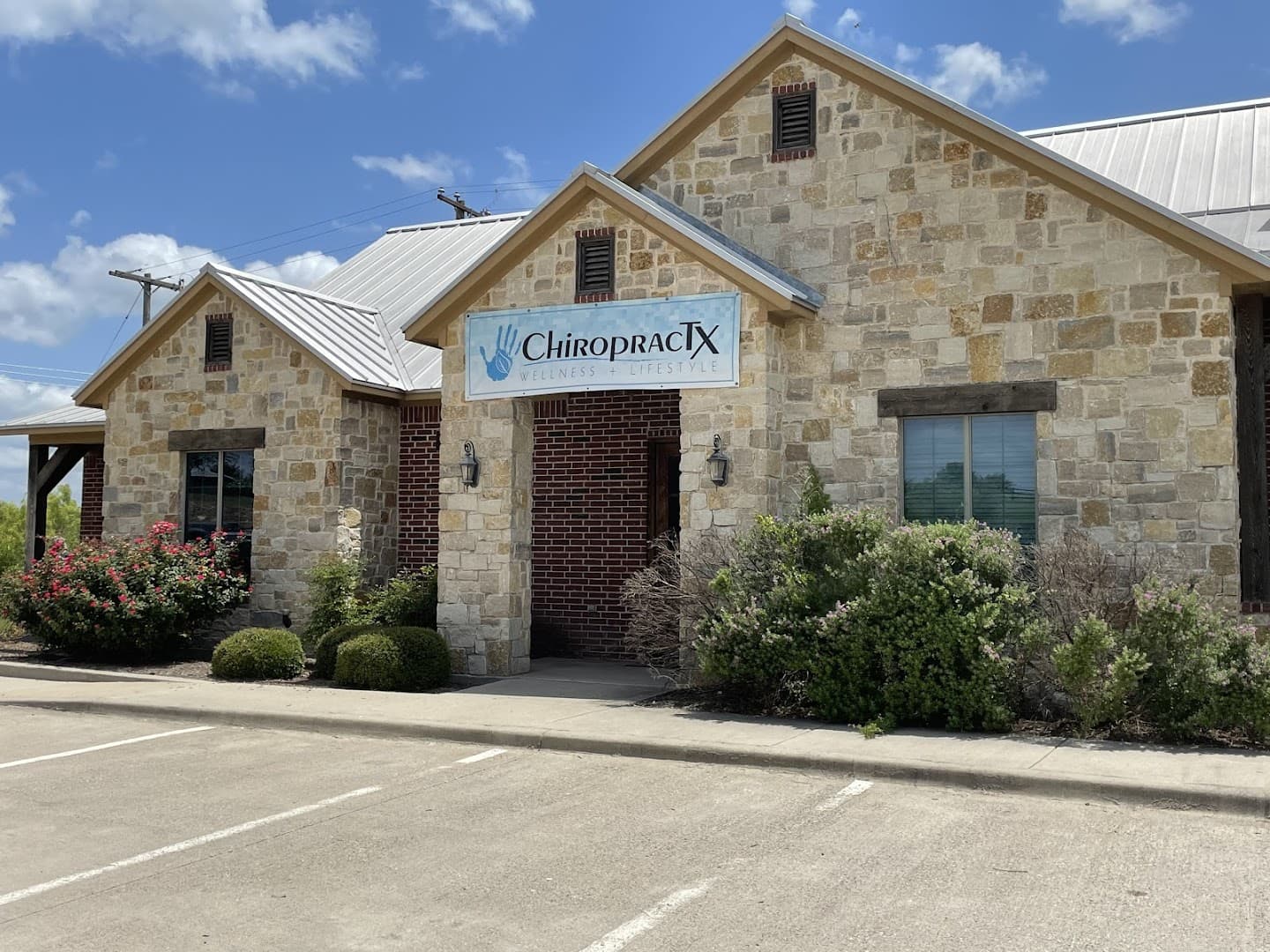 ChiropracTX Wellness + Lifestyle - Photo 1