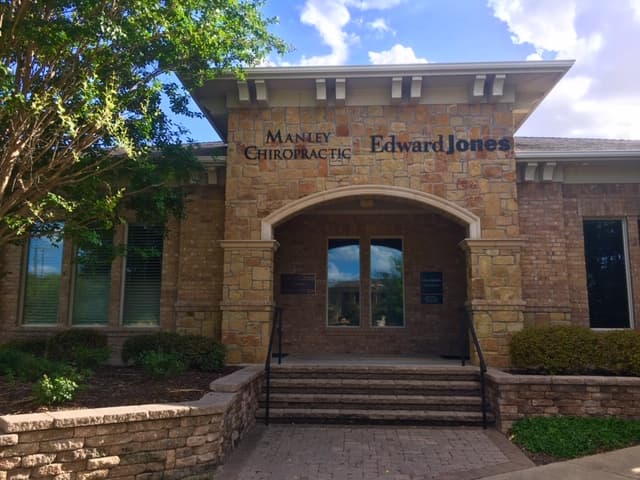 Manley Chiropractic - Photo 1