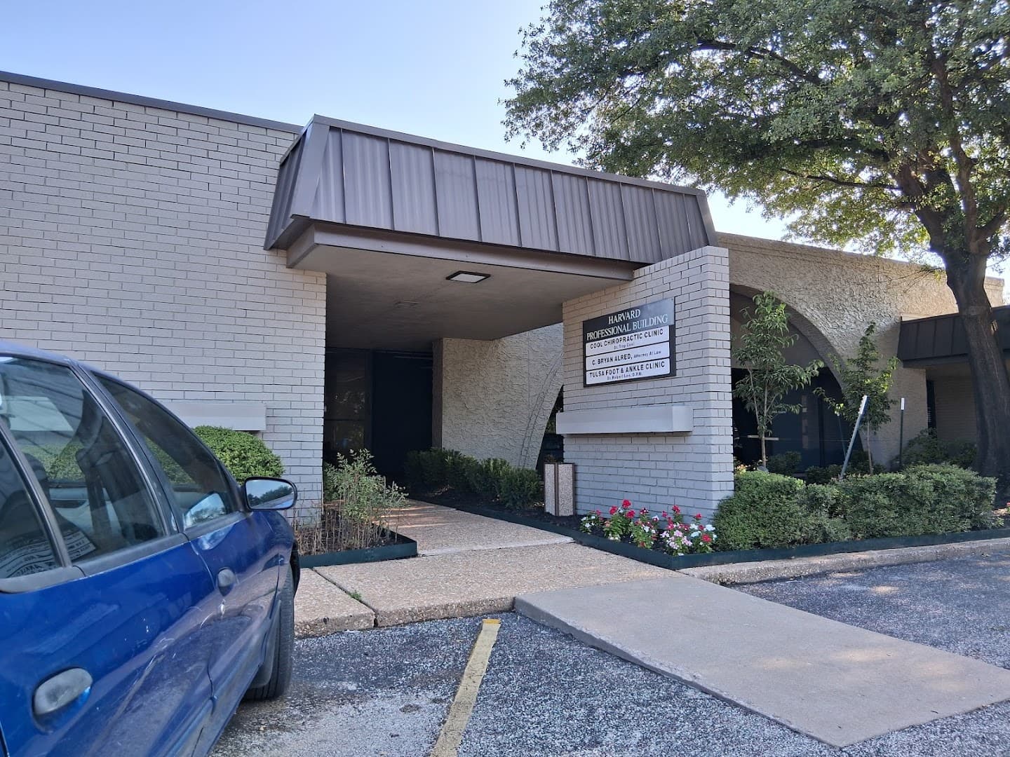 Troy H. Cool, DC - Photo 1