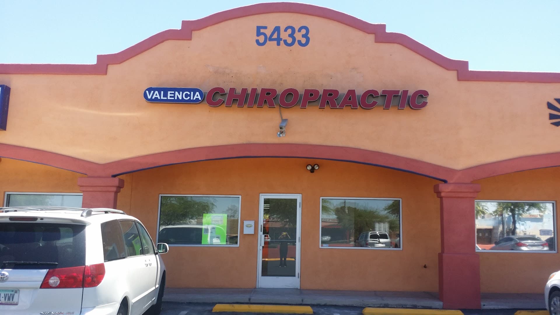 VALENCIA CHIROPRACTIC - Photo 1