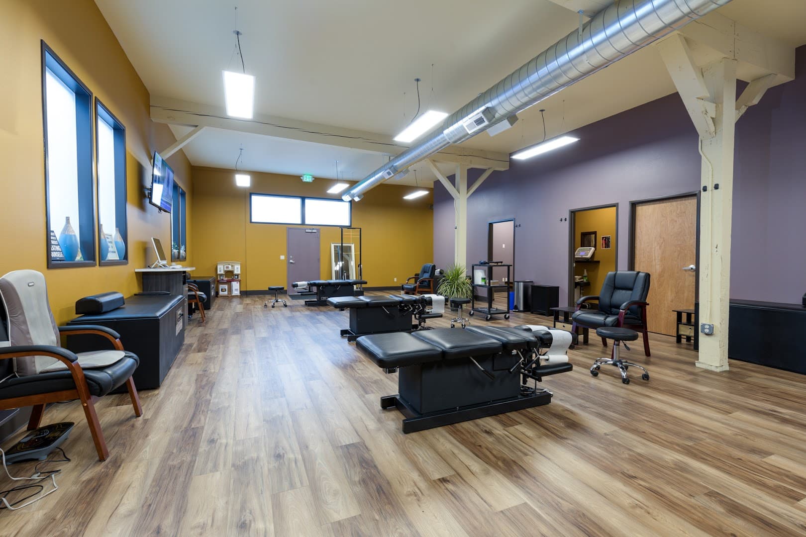 120 Chiropractic Inc - Photo 1