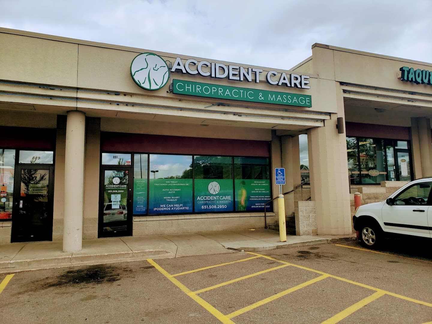 Accident Care Chiropractic and Massage - Photo 1