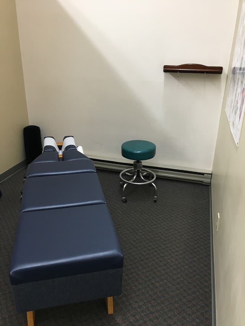 Advanced Back and Neck Pain Clinic - Photo 1
