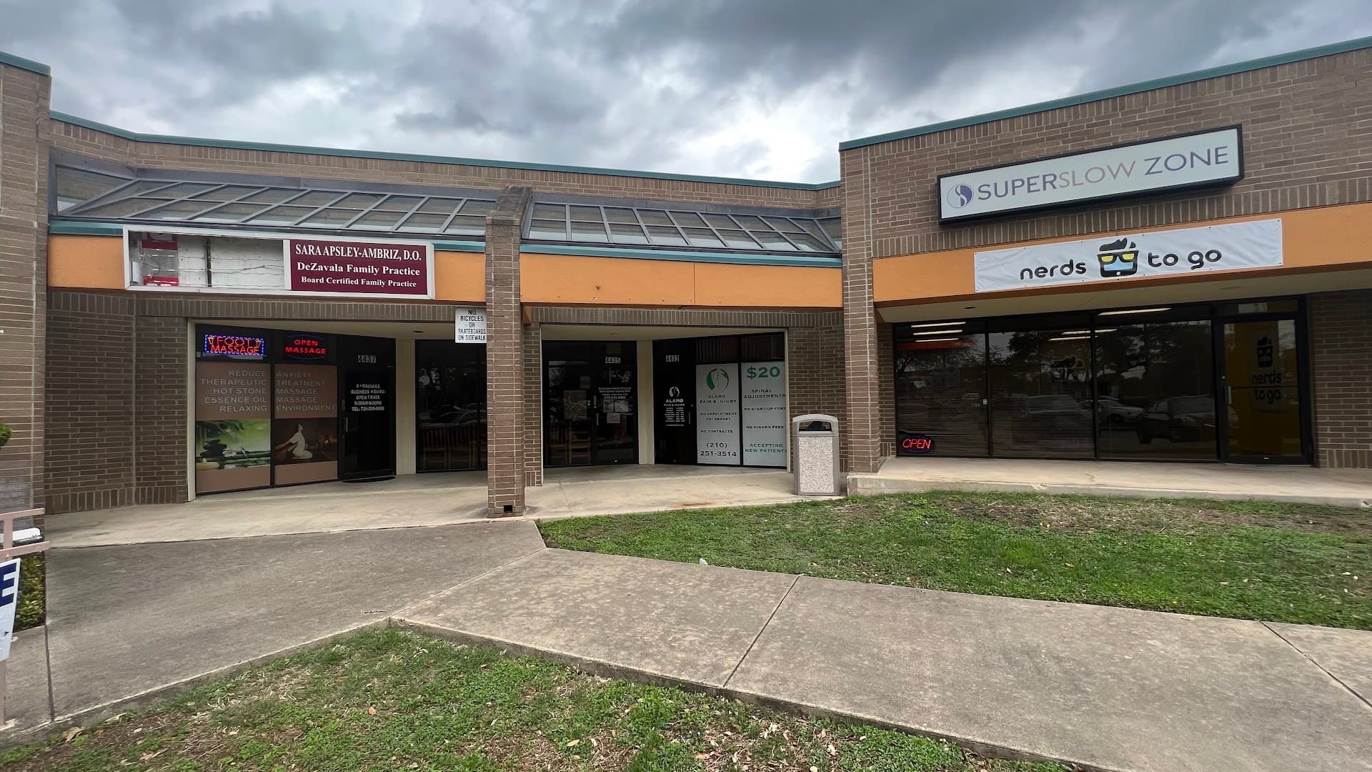 Alamo Pain and Injury Chiropractic - Photo 1