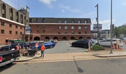 Anacostia Neck & Back Pain Center: Levine Lewis DC - Photo 1