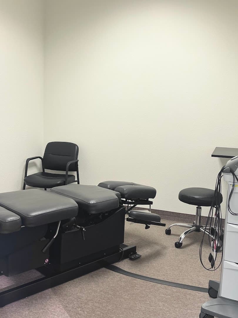 Barun Spine (바른척추신경병원) - Photo 1