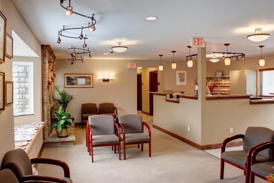 Better Backs Chiropractic - Photo 1