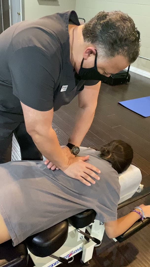 Center Of Chiropractic - Houston Chiropractor - Photo 1