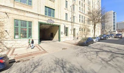 Charisse Huston, DC - Photo 1