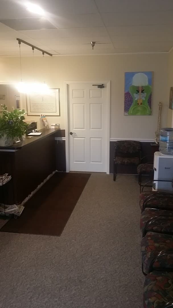 Charles F. Sabourin, DC. Medicospine Center - Photo 1