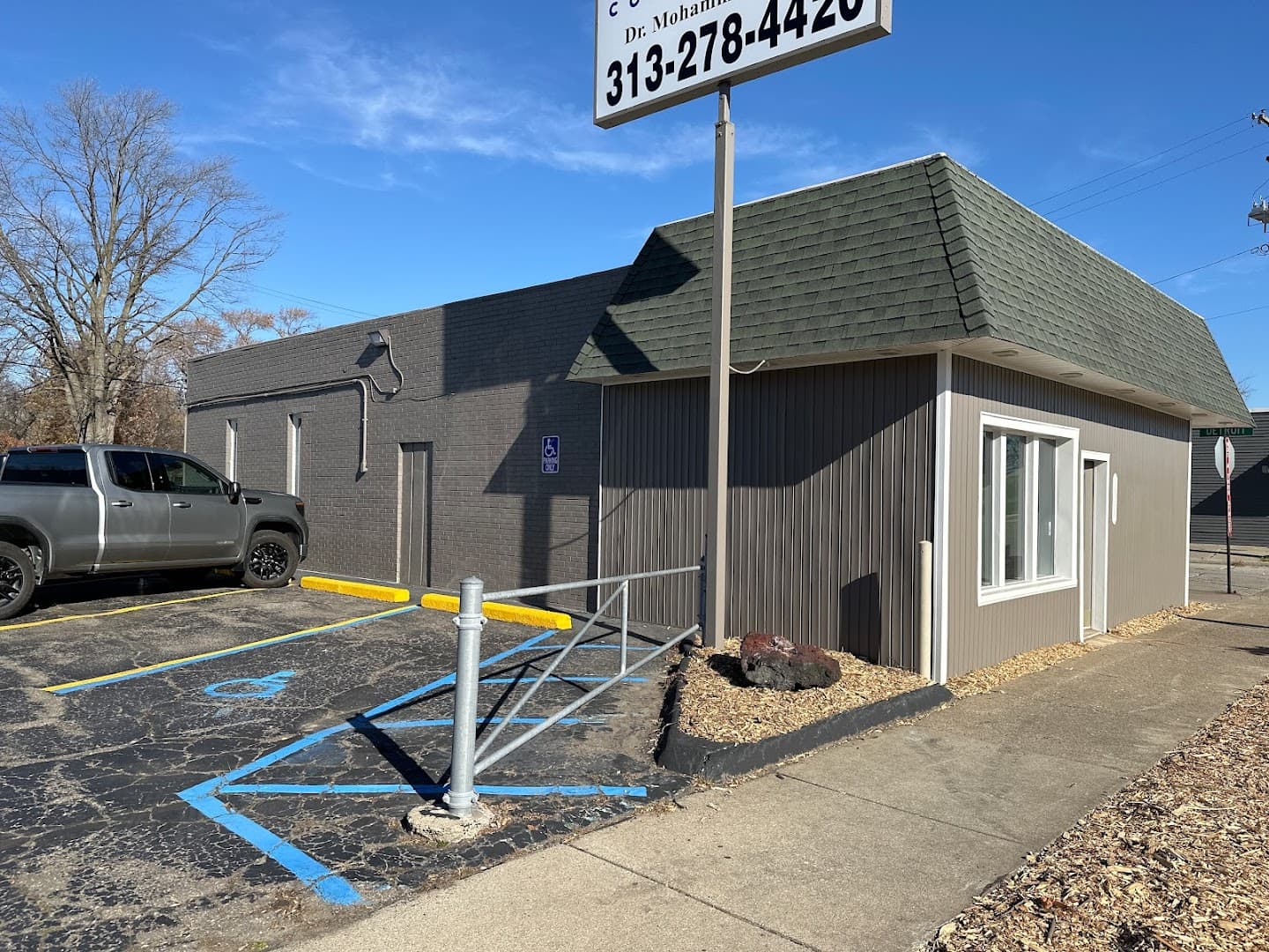 Chiropractic Corrections of Dearborn Heights - Photo 1