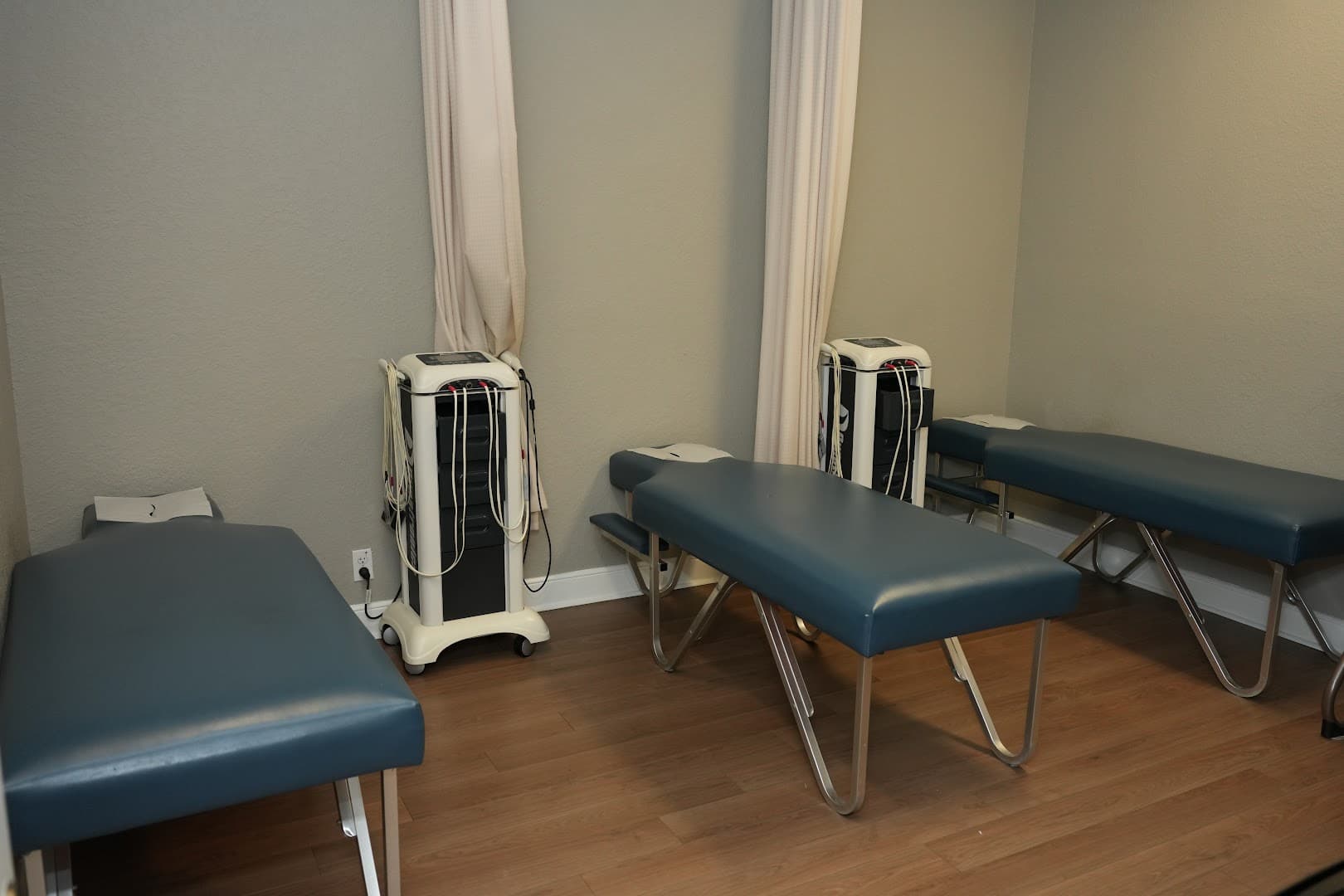Doral Spine & Wellness Center - Photo 1