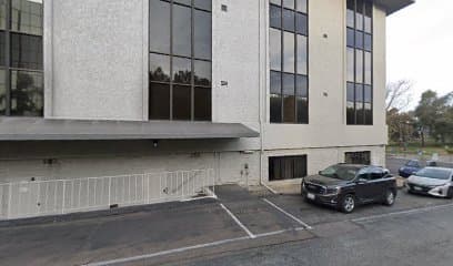 Dr. Charlie Chiro - Mission Valley Chiropractor - Photo 1