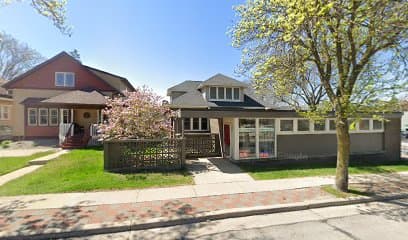 Dr. Christopher Beyer - Photo 1