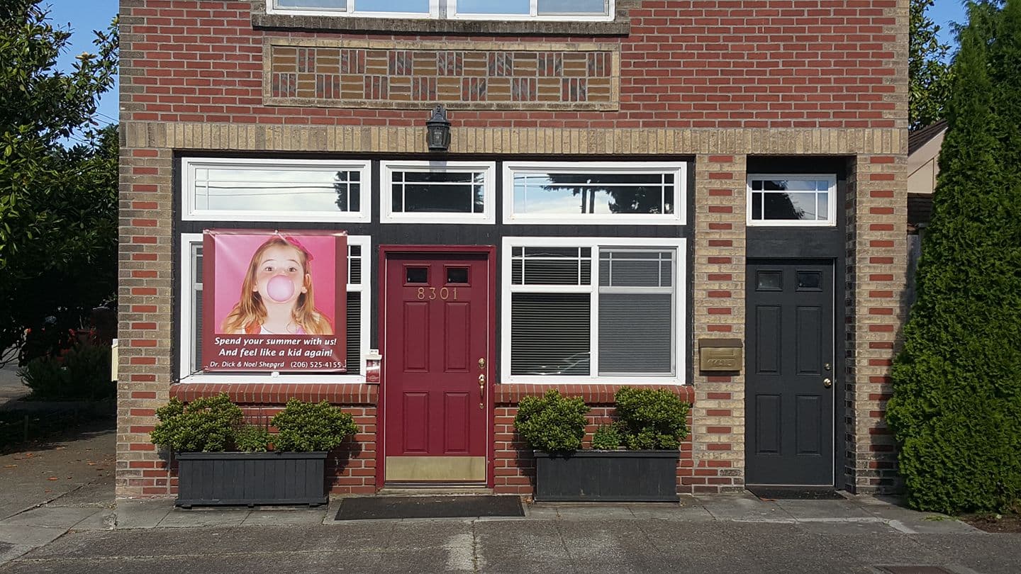 Dr. Dick and Noel Shepard - Photo 1