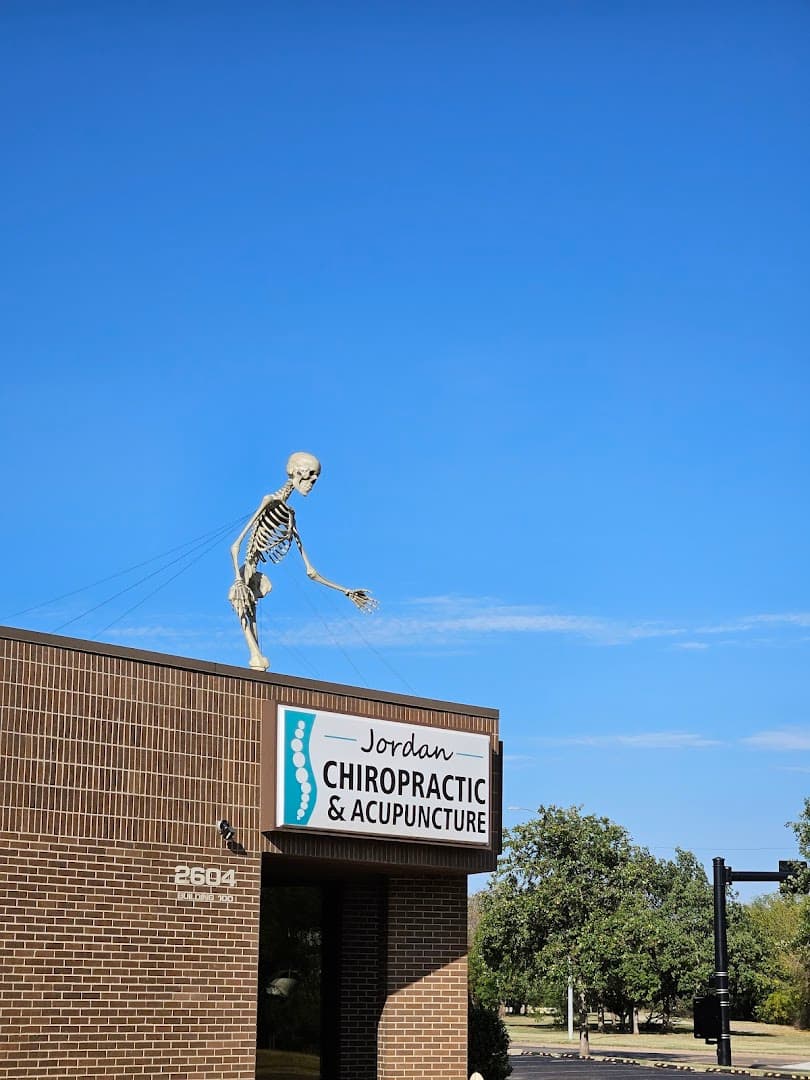 Dr Drew D. Jordan DC - Photo 1