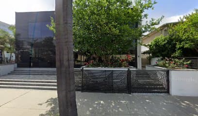 Dr. Kamron Nourgostar - Photo 1