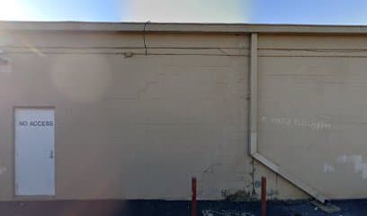 Dr. Salvador Capuli - Photo 1