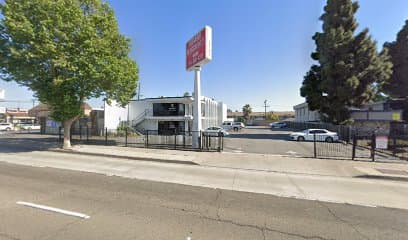 Dr. Trinidad Cisneros - Photo 1