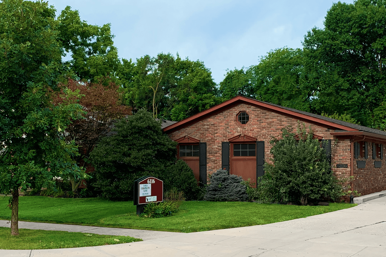 Family Chiropractic Clinic - Photo 1