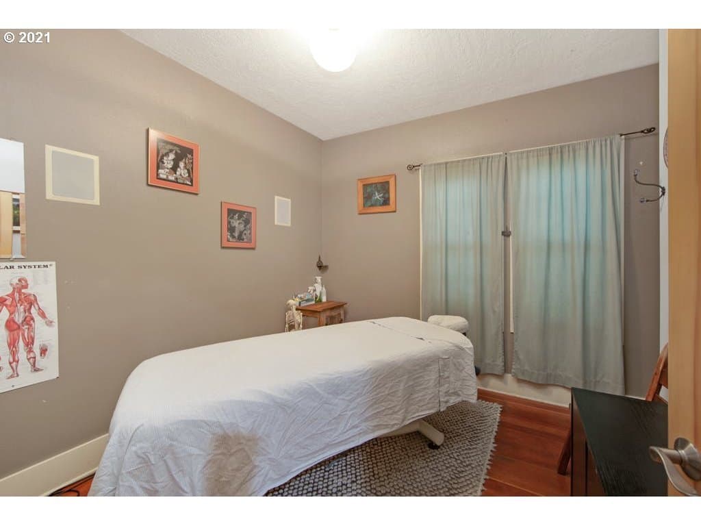 Hawthorne Chiropractic & Healing Arts - Photo 1