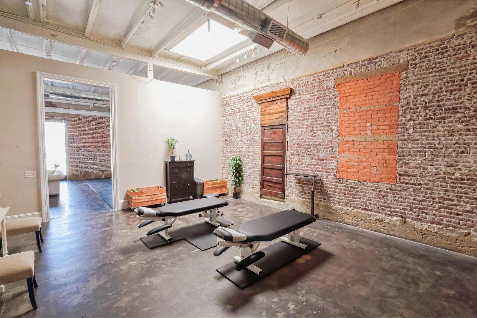 Ideal Body Chiropractic - Photo 1