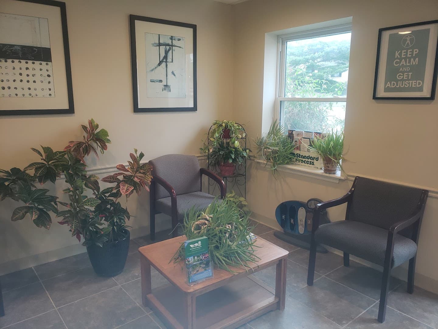 McIntyre Chiropractic & Acupuncture Centre - Photo 1