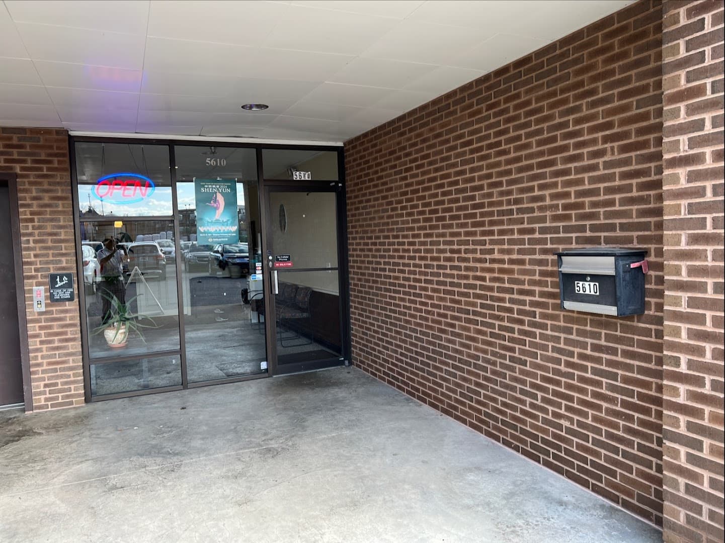 Medicospine Center - Photo 1