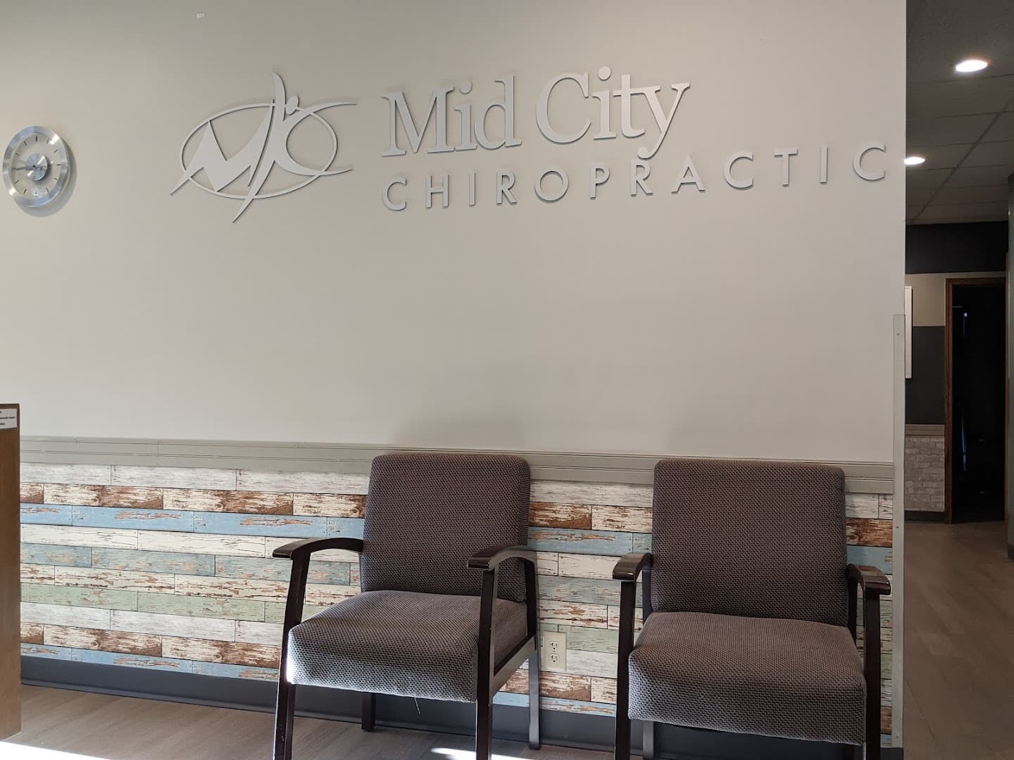 Mid City Chiropractic - Photo 1