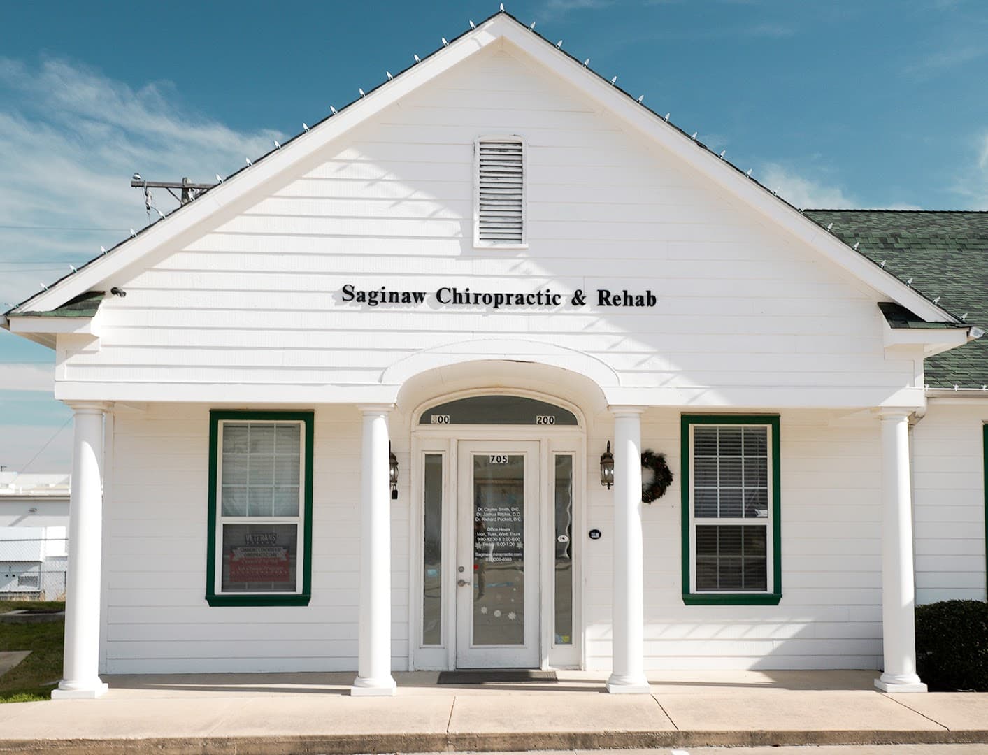 Saginaw Chiropractic & Rehab - Photo 1