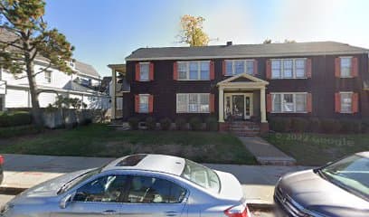 Sally Friar, DC - Photo 1