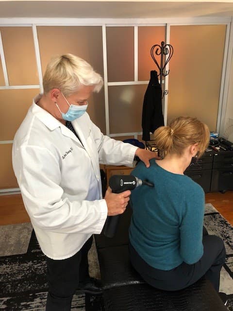 San Francisco Spine Pain Relief Center Denny Chiropractic Corporation. - Photo 1