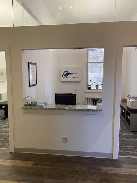 Select Pain Care - Photo 1