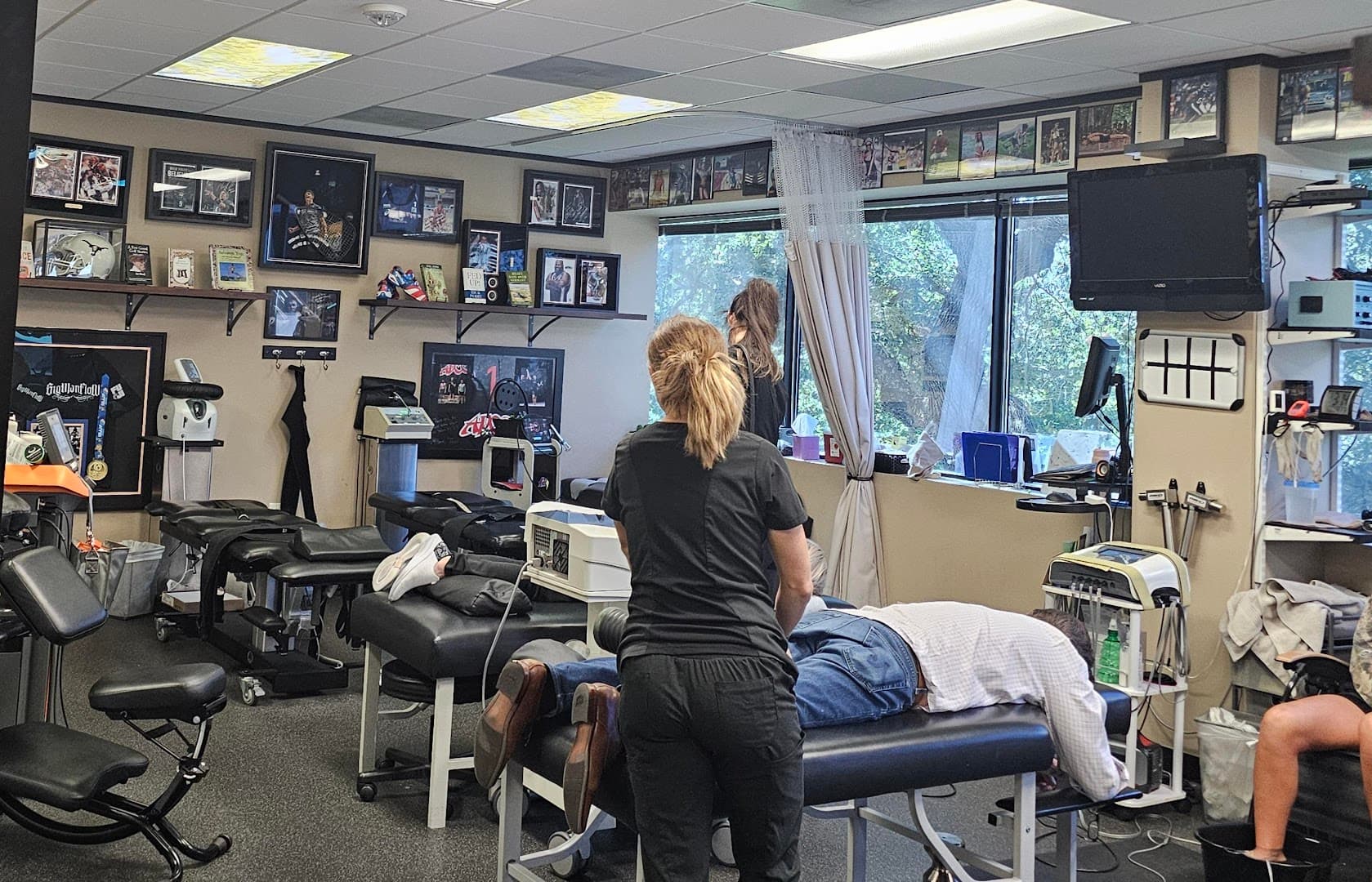 Spinal Rehab Sports Medicine - Photo 1