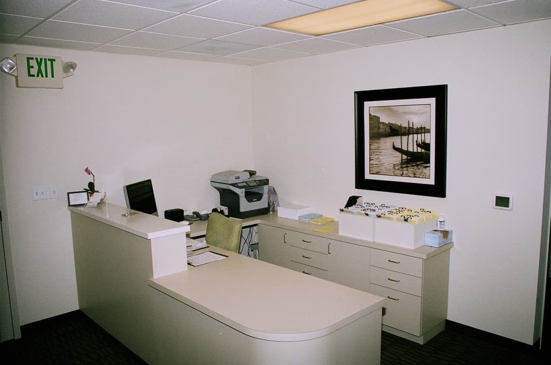 Ultimate Sports Medicine - Photo 1