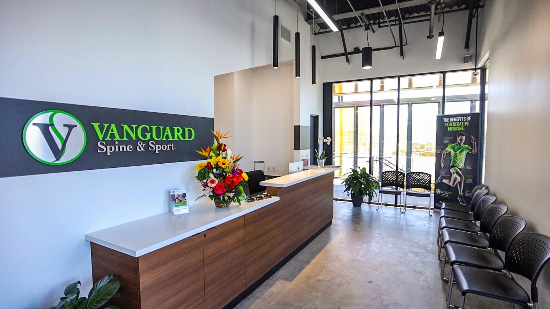 Vanguard Spine & Sport - Photo 1