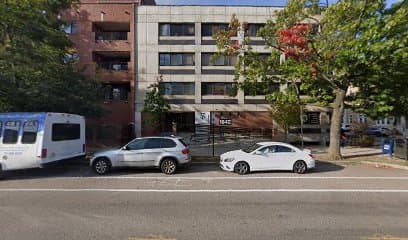 W.Zev London, D.C - Photo 1